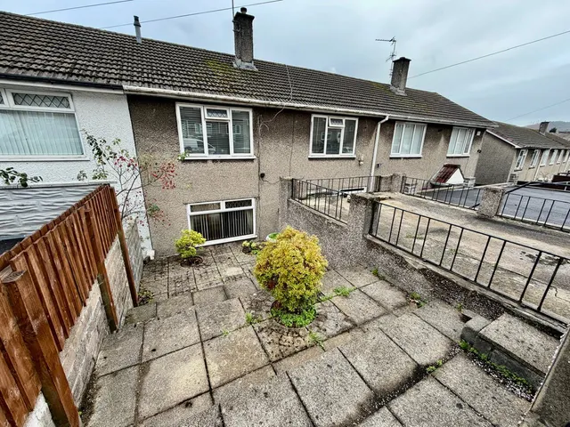 Elm Drive, Risca, NP11, photo 1