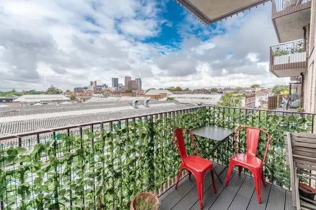 Photo 3 — Flat 61, Waterfront Heights 152a, WEMBLEY