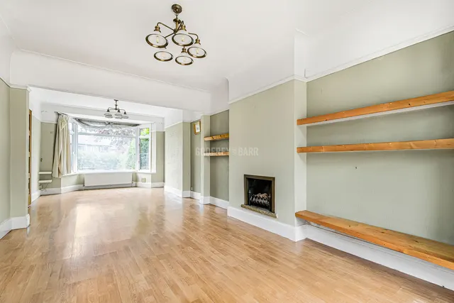 Cheviot Gardens, Golders Green Estate, NW2, photo 2