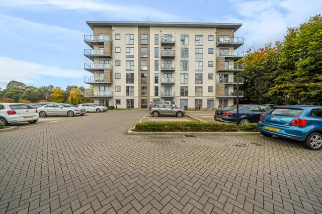 Wallingford Way, Maidenhead, SL6, photo 1