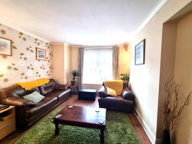 New Road, Ammanford, SA18, photo 3