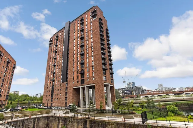 Ordsall Lane, Salford, M5, photo 1