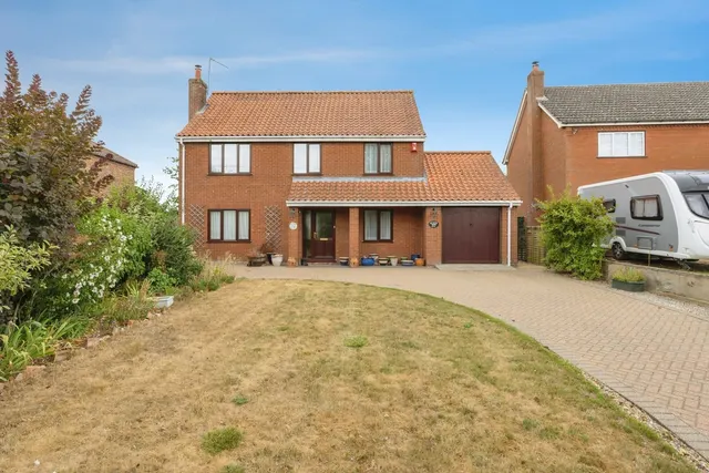 Shipdham Road, Carbrooke, Thetford, Norfolk, IP25, photo 1