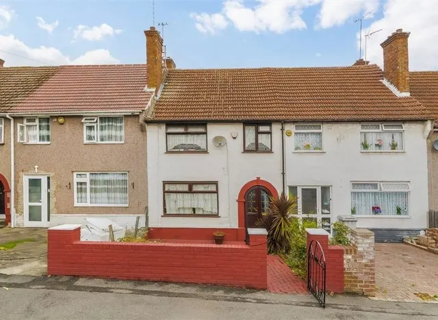 Dawpool Road, Neasden, NW2, photo 1