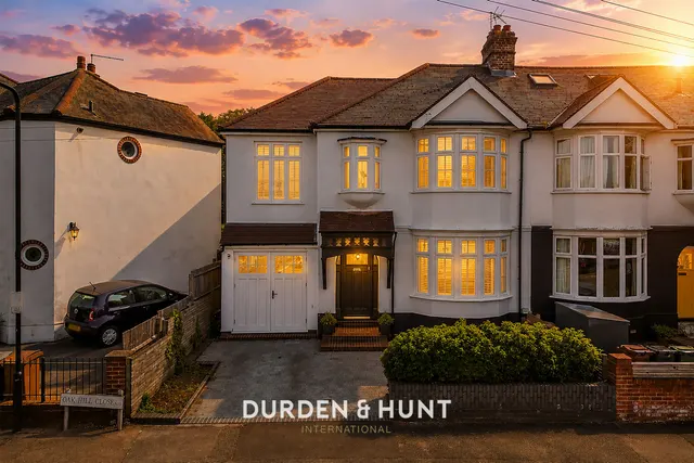 Oak Hill Close, Woodford Green, IG8, photo 1