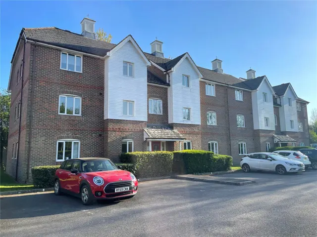 Mallard Way, Aldermaston, RG7, photo 1