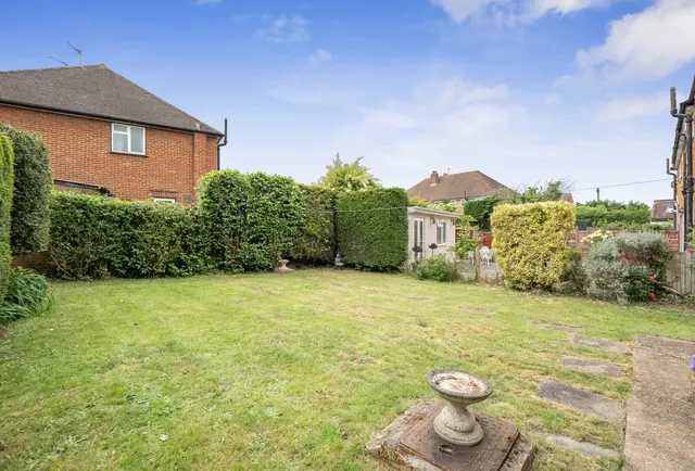 Photo 3 — Downfield, Worcester Park, KT4 7LE