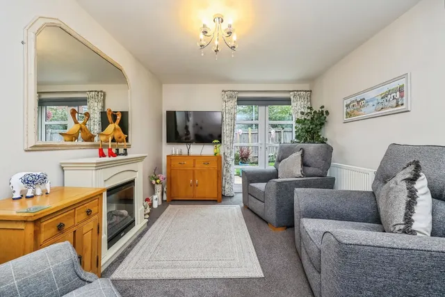 Bencaunt Grove, Hucknall, NG15, photo 2