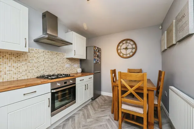 Bencaunt Grove, Hucknall, NG15, photo 3