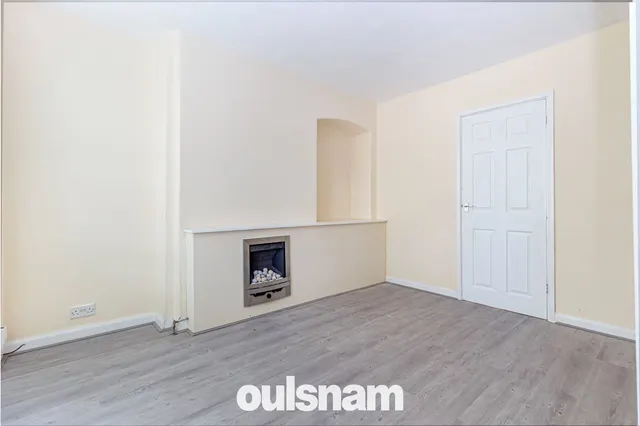Photo 3 — Honiton Crescent, Northfield, Birmingham, B31 1TG