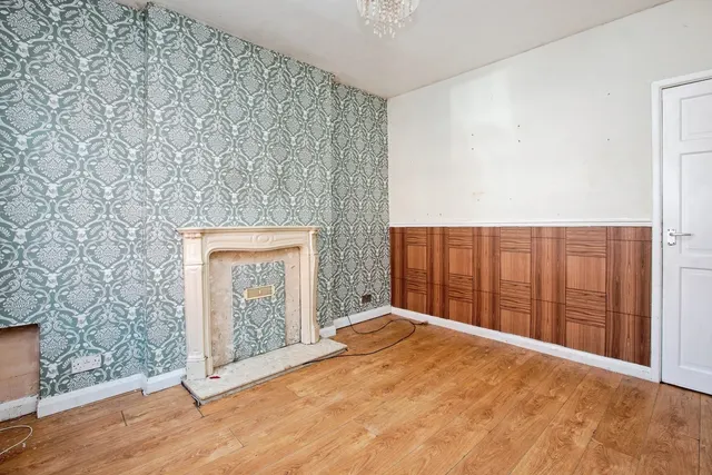 Chatsworth Street, Sutton-in-Ashfield, NG17, photo 2