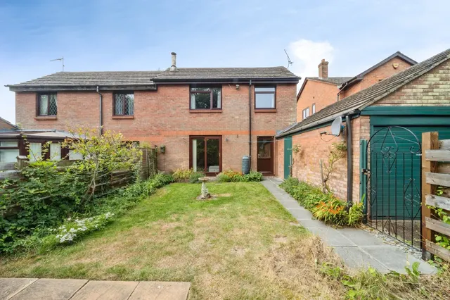Ladymead Close, Whaddon, MK17, photo 1