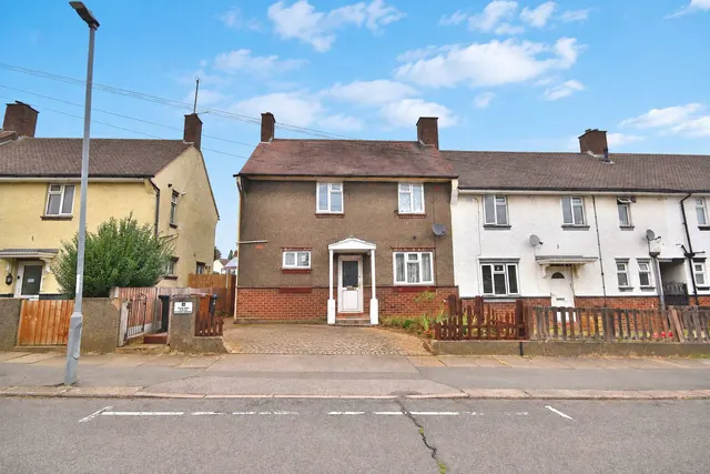 St Francis Avenue, Northampton, NN5 7EP, photo 1