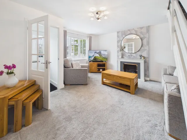 Balmoral Road, Helmshore, BB4, photo 3