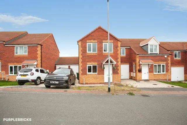 Hobson Way, Rotherham, S65, photo 1