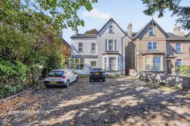 1 bedroom flat, South Park Hill Road, South Croydon, CR2