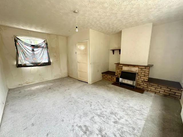 Photo 3 — Avon Road, Goscote, Walsall, WS3