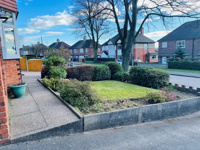 Photo 2 — Moorthorne Crescent, Bradwell, ST5