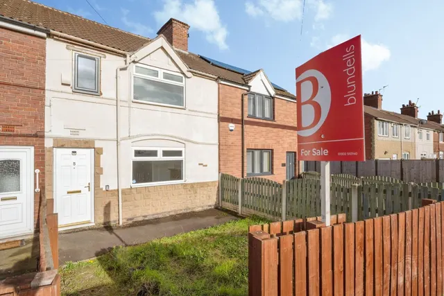 Queen Marys Road, New Rossington, Doncaster, South Yorkshire, DN11, photo 1