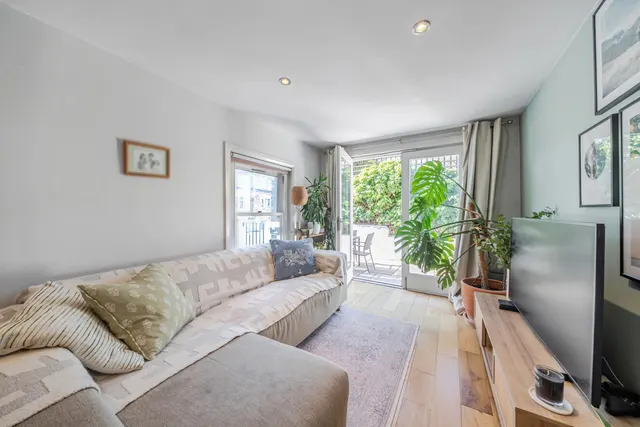 Shrubbery Road, Streatham, SW16, photo 2
