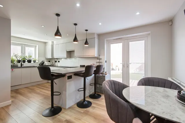 Bridge View, Shefford, SG17, photo 3