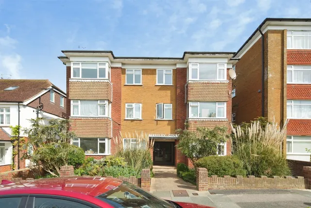 Davigdor Road, Hove, photo 1