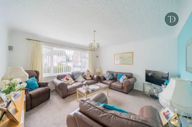Photo 3 — Glencoe Road, Great Sutton, CH66 4LY