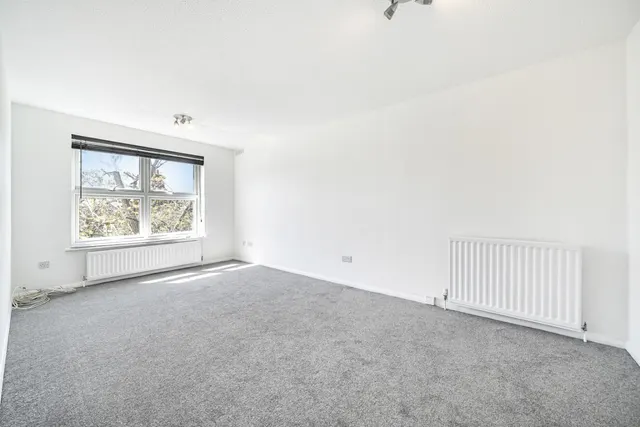 1 bedroom flat — Palace Road, Tulse Hill, London, SW2