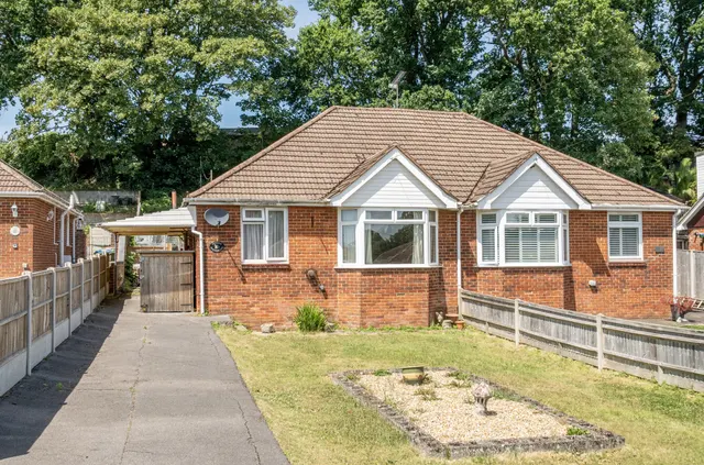 Lime Avenue, Sholing, SO19, photo 1
