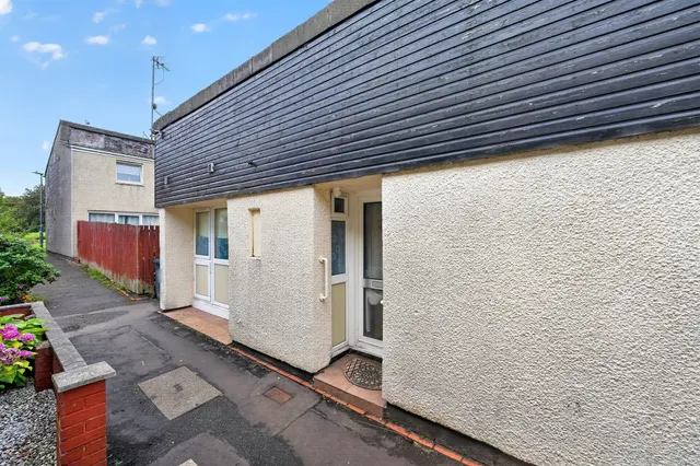 Skelmorlie Place, Kilwinning, photo 1