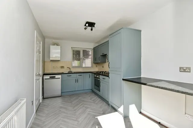 Photo 2 — Cranford Mews, Alsager, Stoke-on-Trent, Cheshire, ST7