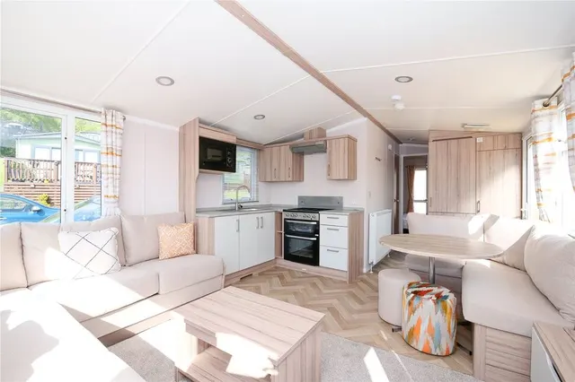 Photo 2 — Glen Road, Baildon, West Yorkshire, BD17