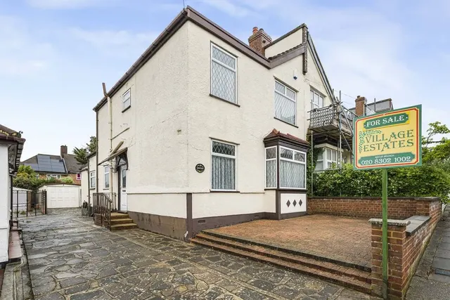 Mainridge Road, Chislehurst, BR7, photo 1