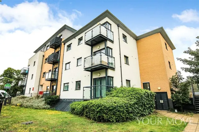Cottons Approach, Romford, RM7, photo 1