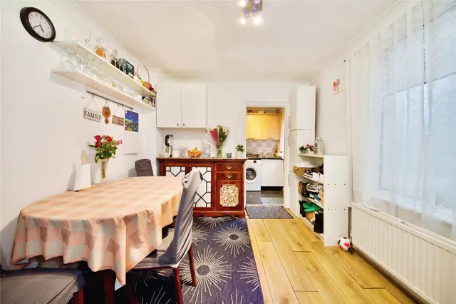 Photo 3 — Southbury Road, Enfield, EN3