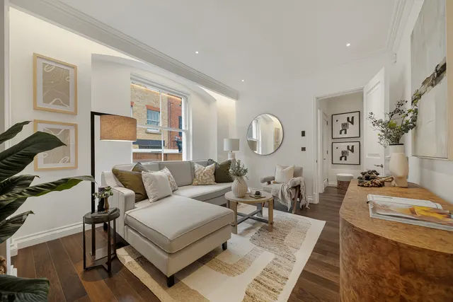 Photo 2 — Six Charles Street, Mayfair, London