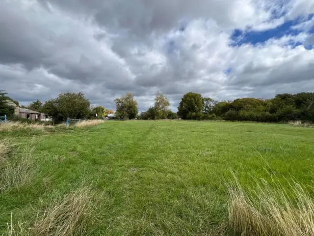 Photo 3 — Lower End, Marsworth, Buckinghamshire, HP23 4NB
