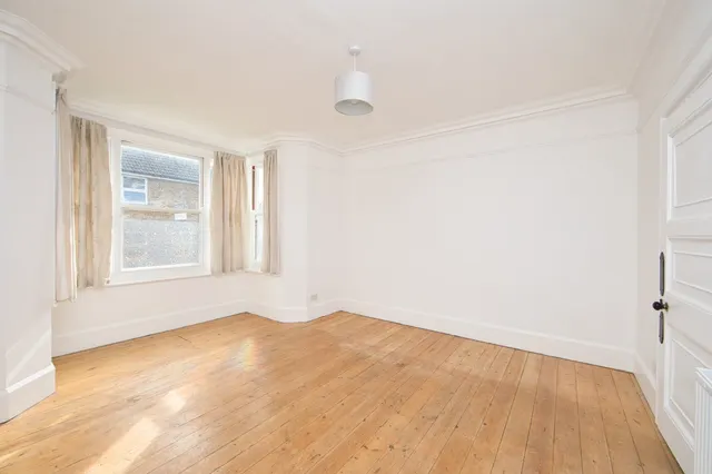 Blenheim Road, Deal, CT14, photo 2