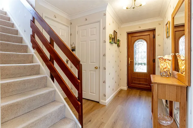 Hither Green Lane, Abbey Park, B98, photo 2