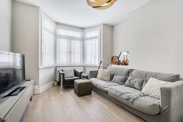 Leighton Road, Enfield, EN1, photo 3