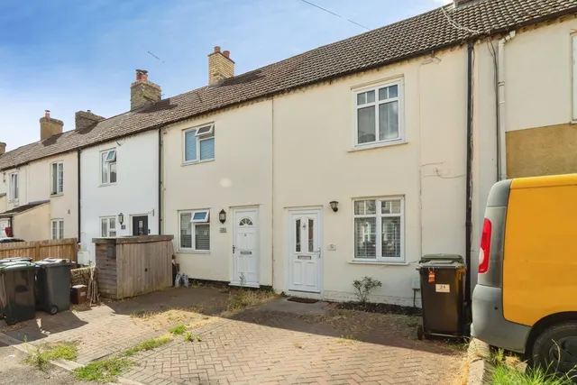 Hospital Road, Arlesey, Bedfordshire, SG15, photo 1