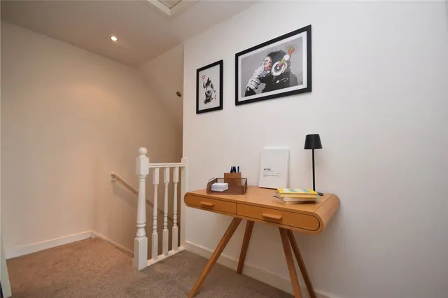 Great North Road, Micklefield, LS25, photo 2