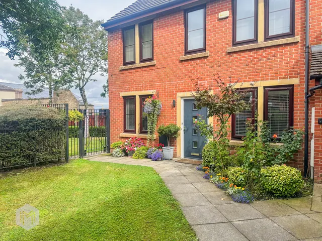 Parish Walk, Ainsworth, Bolton, BL2 5SR, photo 1