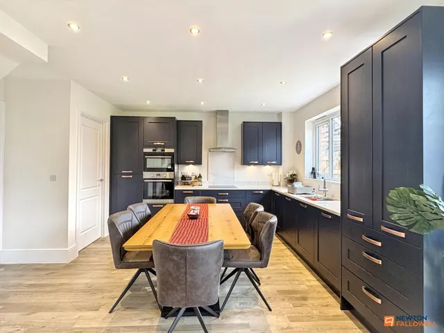 Lower Farm Road, Hugglescote, LE67, photo 3