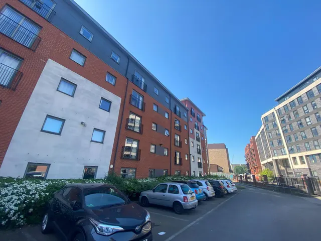 Woden Street, Salford, M5, photo 2