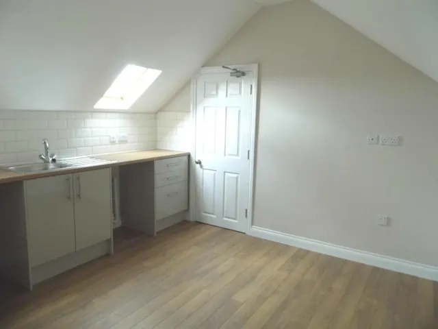 Harrowby Road, Grantham, NG31, photo 3