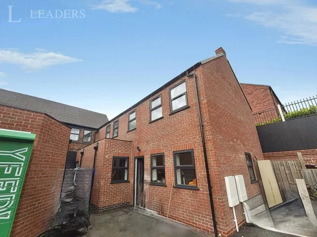 Little Hallam Hill, Ilkeston, DE7, photo 1