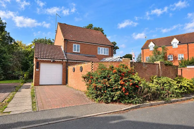 Ladymead Close, Northampton, NN4, photo 1