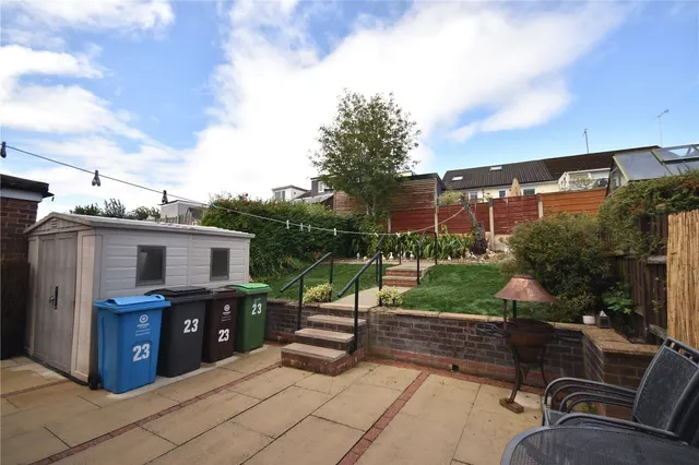 Cornish Way, Royton, OL2, photo 2