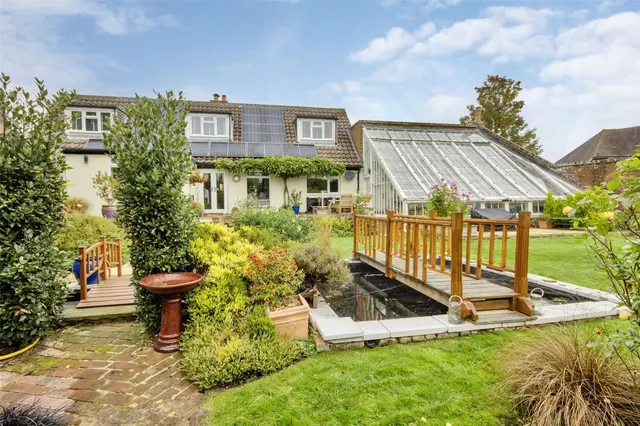 Photo 2 — Gills Green, Cranbrook, Kent, TN18 5ET